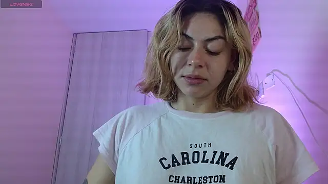 aprildumont online show from 07/18/26, 10:30