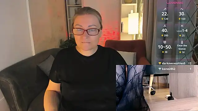 Snapshot of Alexandra_Kind chatting on 06/07/26, 09:07 Alexandra Kind online show from 06/07/26, 09:07
