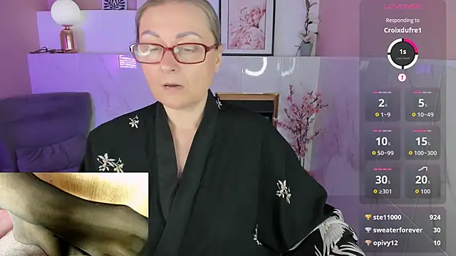 Alexandra Kind online show from 06/24/26, 01:59