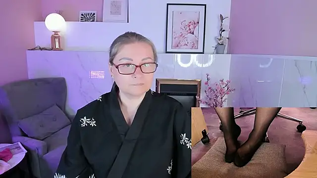 Alexandra Kind online show from 06/26/26, 08:57