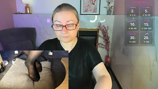 Alexandra Kind online show from 07/28/26, 08:45