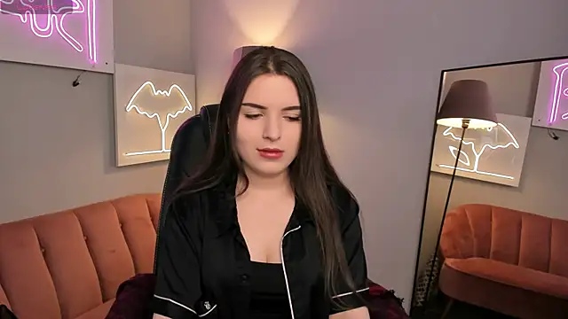 Snapshot of AliceLiador_ chatting on 06/08/26, 02:50 AliceLiador online show from 06/08/26, 02:50