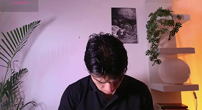 Snapshot of andyypalmer_ chatting on 05/13/26, 10:56 andyypalmer online show from 05/13/26, 10:56