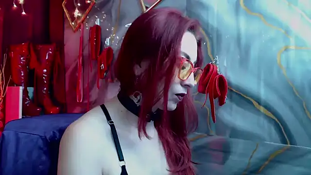 Queenscarlettsecret online show from 07/21/26, 01:02