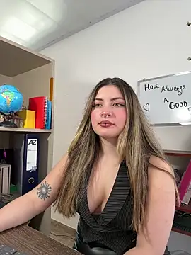 juanitablue online show from 05/30/26, 07:11