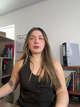 juanitablue online show from 06/04/26, 05:52