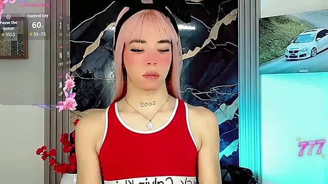 Snapshot of moon_sweet- chatting on 06/11/26, 03:26 moon sweet- online show from 06/11/26, 03:26