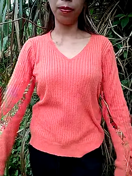 Snapshot of Elena_Mia chatting on 04/19/26, 08:24 Elena Mia online show from 04/19/26, 08:24