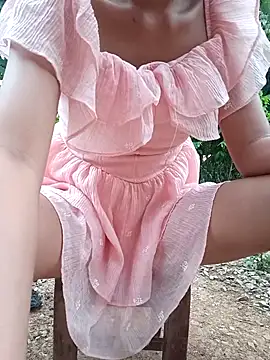 Snapshot of Elena_Mia chatting on 06/06/26, 10:47 Elena Mia online show from 06/06/26, 10:47