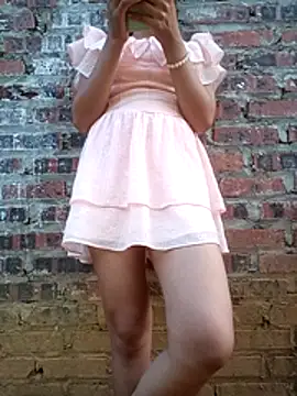 Elena Mia online show from 07/26/26, 10:55
