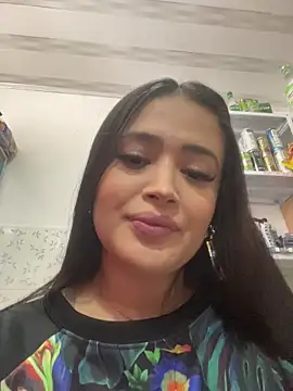 Snapshot of Sara_fun chatting on 09/16/25, 04:41 Sara fun online show from 09/16/25, 04:41