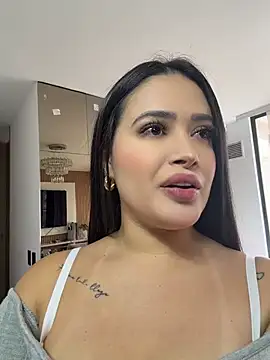 Snapshot of Sara_fun chatting on 07/14/26, 04:02 Sara fun online show from 07/14/26, 04:02