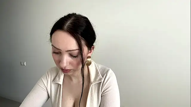 Meow Alika online show from 06/11/26, 12:03