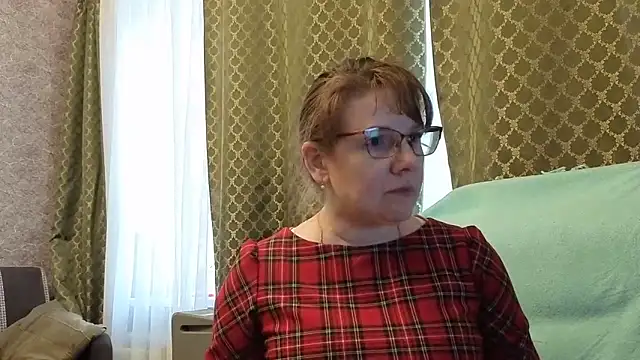 Snapshot of Miss_SandraX chatting on 05/27/26, 04:15 Miss SandraX online show from 05/27/26, 04:15