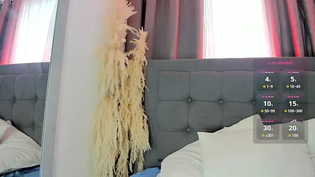 hanna-baker01 online show from 05/11/26, 02:45