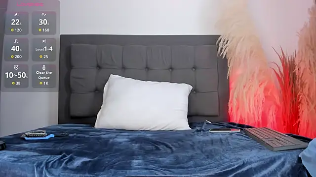 hanna-baker01 online show from 06/05/26, 03:07