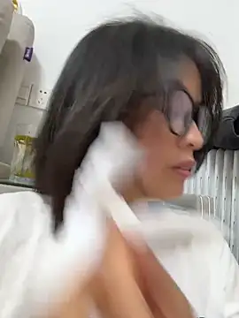 Faye-baby online show from 06/16/26, 03:58
