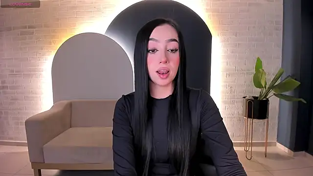 PaulineSanz online show from 06/01/26, 07:15