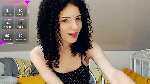 CinnamonCurl online show from 07/10/26, 12:26