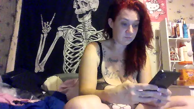 Snapshot of gagqueen2026 chatting on 05/16/26, 03:47 gagqueen2026 online show from 05/16/26, 03:47