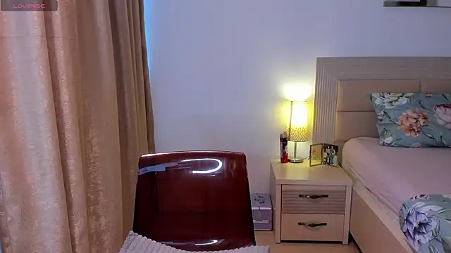 CandyElla  online show from 07/02/26, 05:30