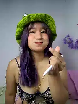 Snapshot of LunaaMarshmallow chatting on 04/21/26, 01:53 LunaaMarshmallow online show from 04/21/26, 01:53