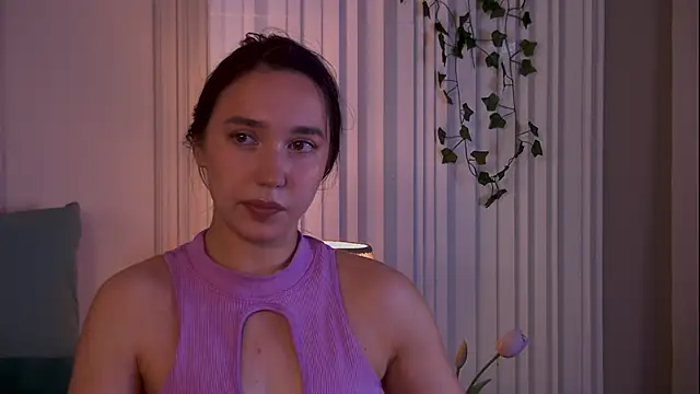 Suzaneey online show from 06/13/26, 07:12