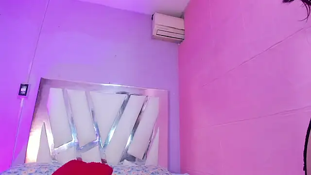 kiara sexyhot online show from 06/13/26, 01:36
