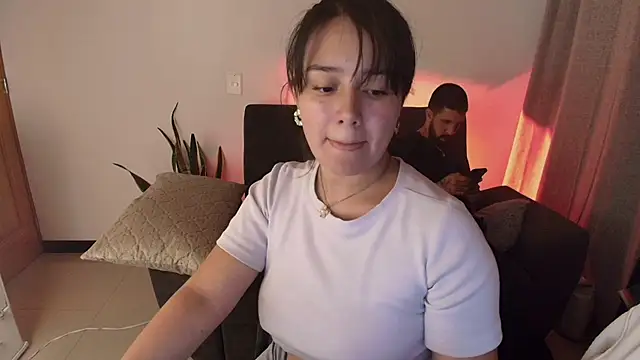 Alyssa and DAngelo online show from 05/17/26, 01:47