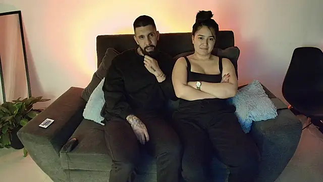 Alyssa and DAngelo online show from 07/30/26, 01:59