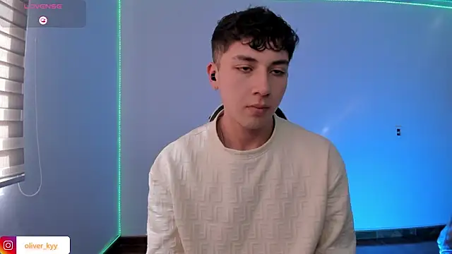 OLIVER K online show from 06/02/26, 08:22