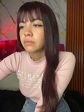 Snapshot of kira_ec chatting on 05/20/26, 05:30 kira ec online show from 05/20/26, 05:30