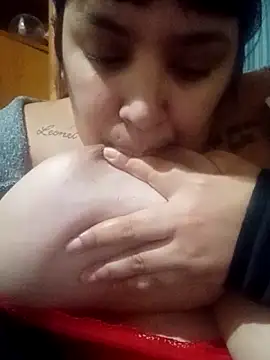 Snapshot of melones3 chatting on 04/23/26, 06:14 melones3 online show from 04/23/26, 06:14