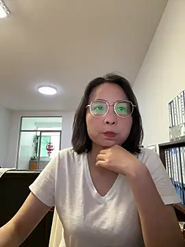 Snapshot of lisha521 chatting on 06/01/26, 12:45 lisha521 online show from 06/01/26, 12:45