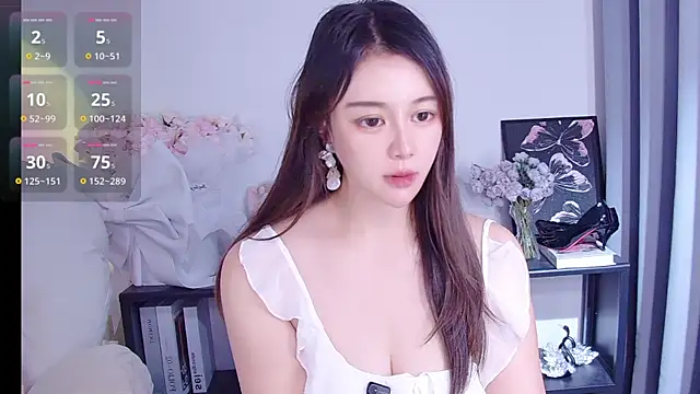 Moon-66 online show from 06/10/26, 05:45