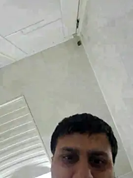Snapshot of dickforpussyy chatting on 05/16/26, 05:15 dickforpussyy online show from 05/16/26, 05:15