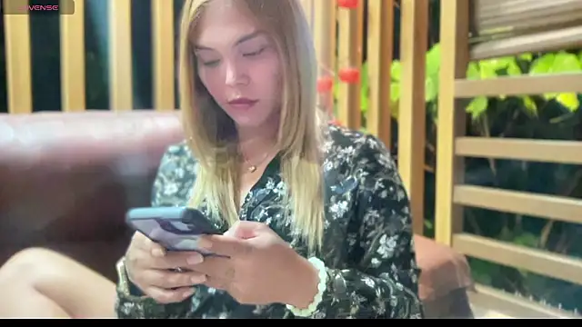 Snapshot of hannaBaby_lisyos11 chatting on 05/31/26, 02:13 hannaBaby lisyos11 online show from 05/31/26, 02:13