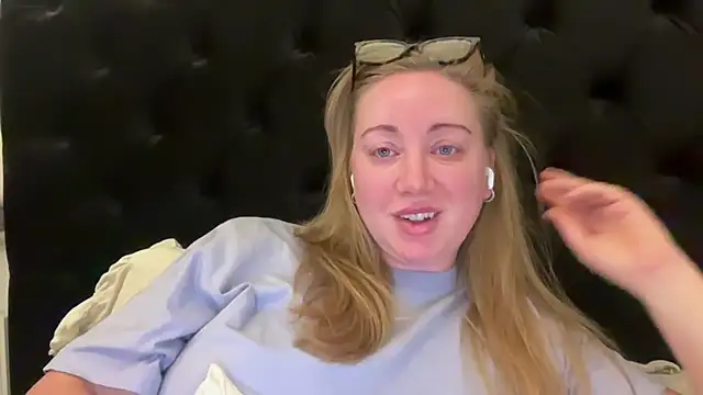arielsweetieee online show from 06/08/26, 03:40