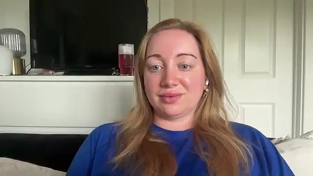 arielsweetieee online show from 06/11/26, 06:39