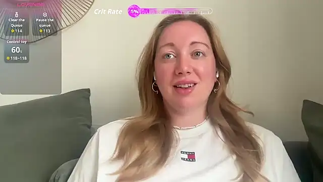 arielsweetieee online show from 07/14/26, 07:13