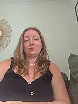 arielsweetieee online show from 07/28/26, 11:17