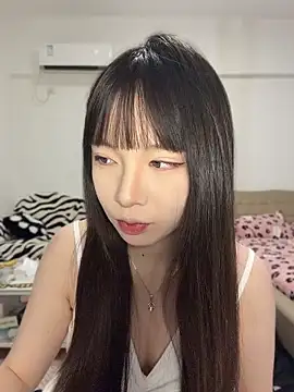 Snapshot of nide-baby chatting on 05/24/26, 01:21 nide-baby online show from 05/24/26, 01:21