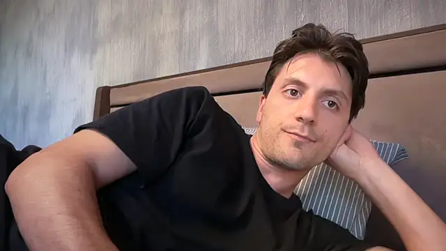 italianass94 online show from 04/26/26, 01:31