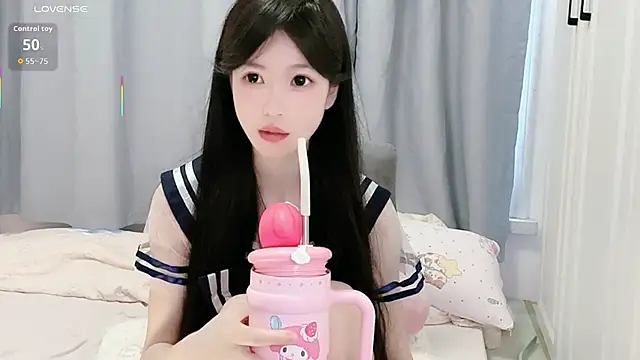 Snapshot of XiaoMei-iiiiii chatting on 06/14/26, 02:24 XiaoMei-iiiiii online show from 06/14/26, 02:24
