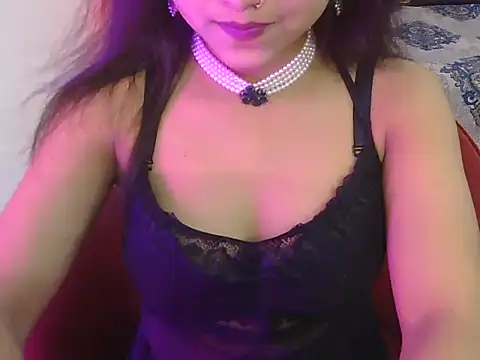 bold-fareen online show from 07/23/26, 02:37