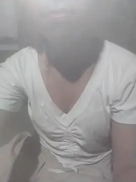 Snapshot of Zara-Lina chatting on 04/23/26, 01:46 Zara-Lina online show from 04/23/26, 01:46