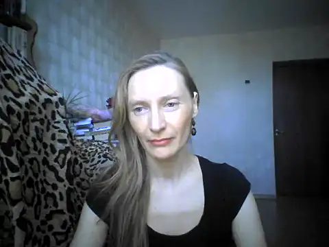 LunaBelle8 online show from 04/24/26, 11:01