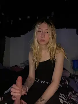 Spoilmedaddy732 online show from 06/04/26, 06:14