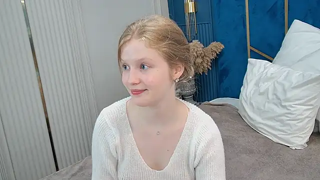Snapshot of LilianHowards chatting on 06/14/26, 10:28 LilianHowards online show from 06/14/26, 10:28