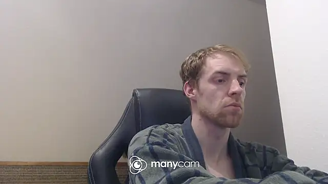 Snapshot of Milkyman7 chatting on 10/18/25, 09:15 Milkyman7 online show from 10/18/25, 09:15